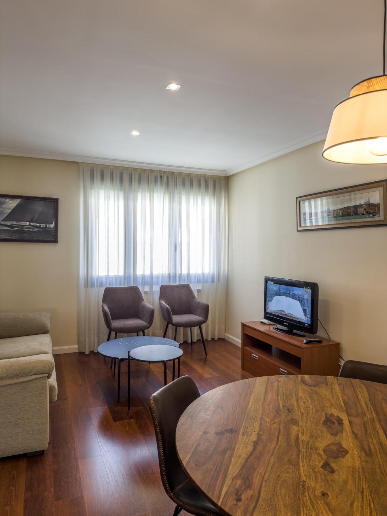 Apartamentos Verdemar Llanes Eksteriør billede